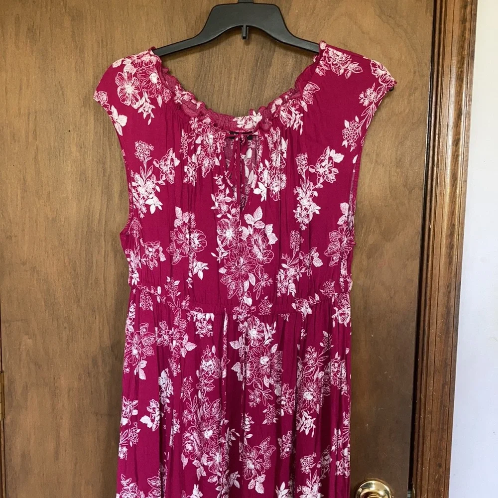 Relisted Torrid floral bohemian dress slits at bottom & keyhole at neckline - Picture 14 of 17